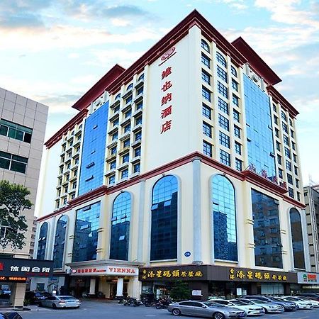 Vienna Classic Hotel Shenzhen Bantian Wuhe Avenue Dış mekan fotoğraf
